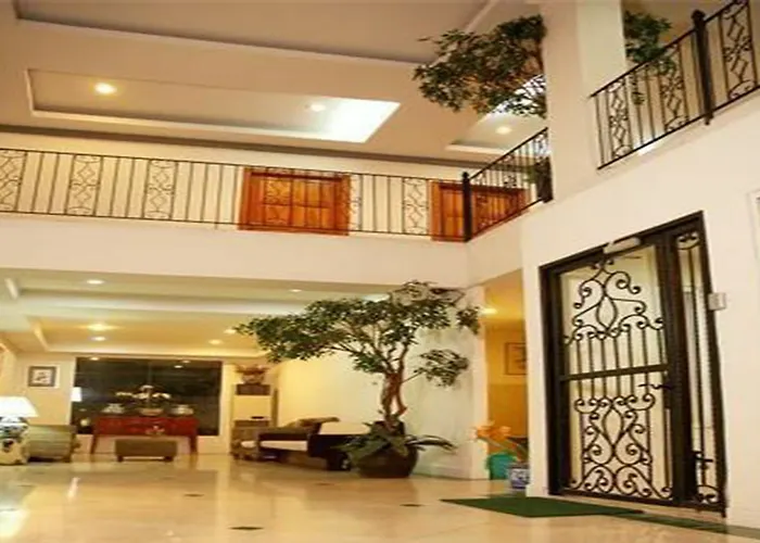 Royal Pimand Hotel